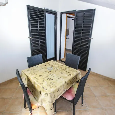 Lidia Apartment *